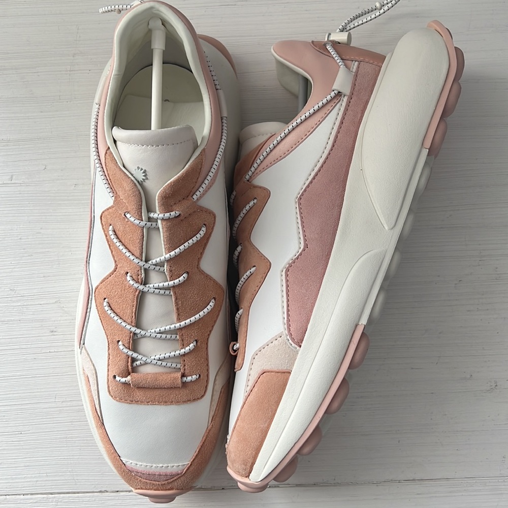 Stuart Weitzman women’s beige stylish sneakers